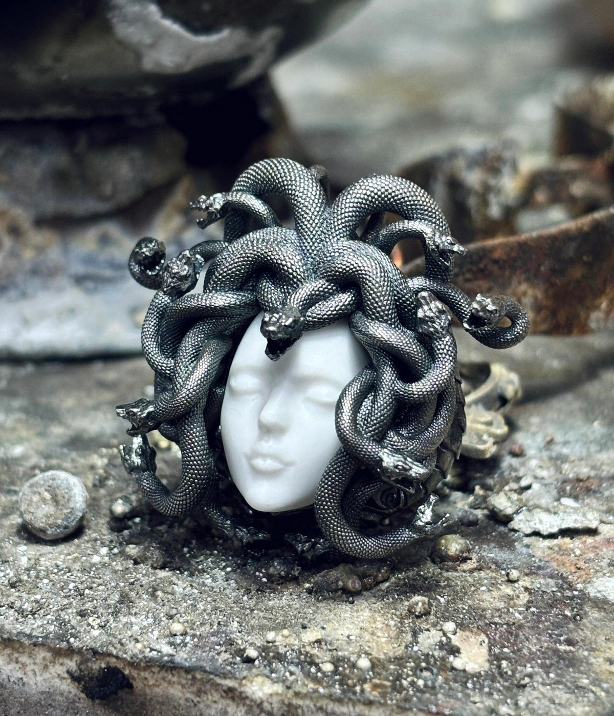 Amethyst Medusa pendant（S925）