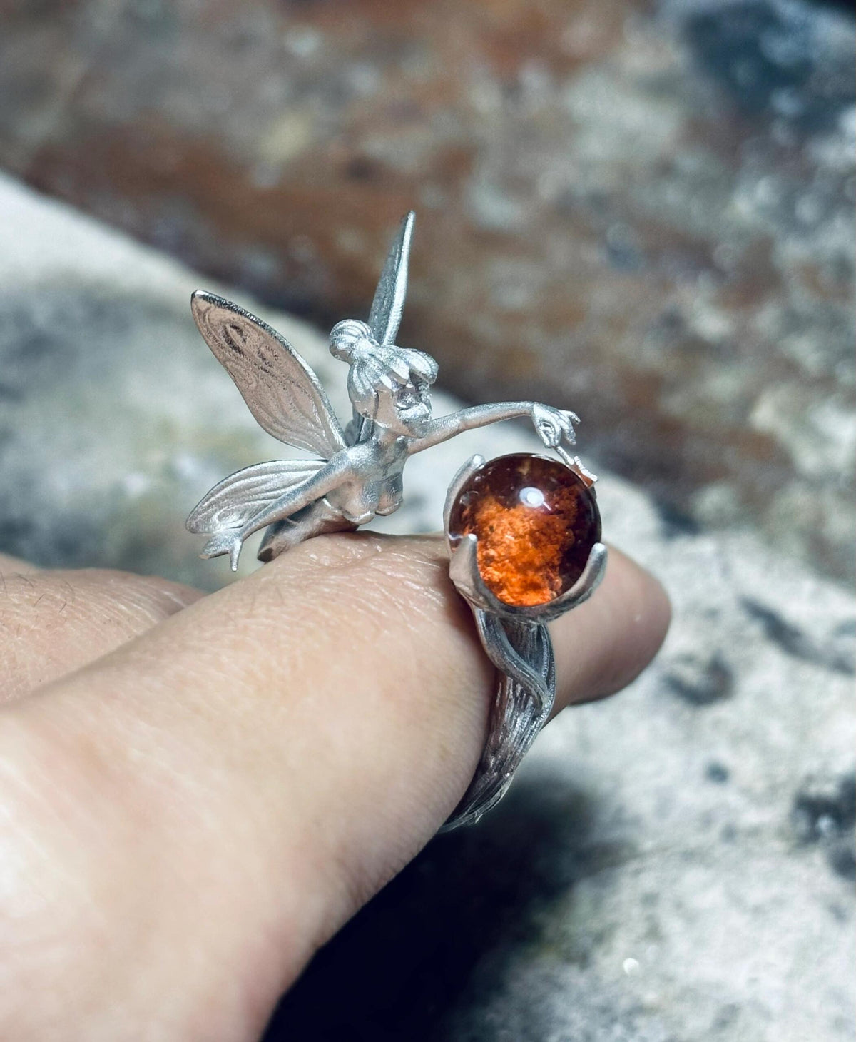 Fairy ring with sunstone or garden quartz